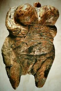 Venus vom Hohlen Fels Prehistoric art, Paleolithic art, Ancient goddesses.