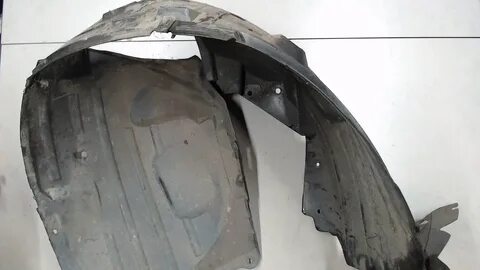 Подкрылок nissan