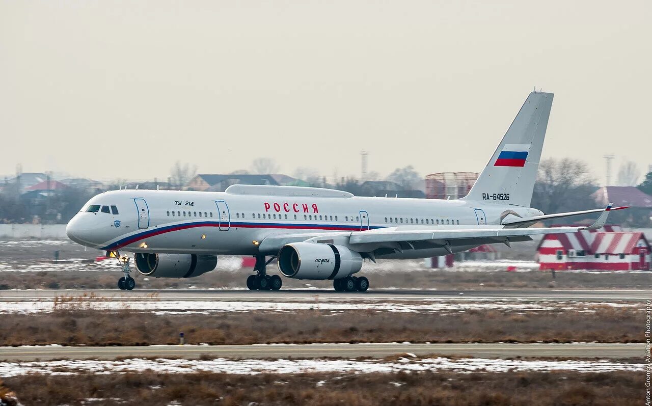Сколько ту 214. Ту 214 самолет. ту-214 2025. самолет разведчик ту 214. ту 214-200.