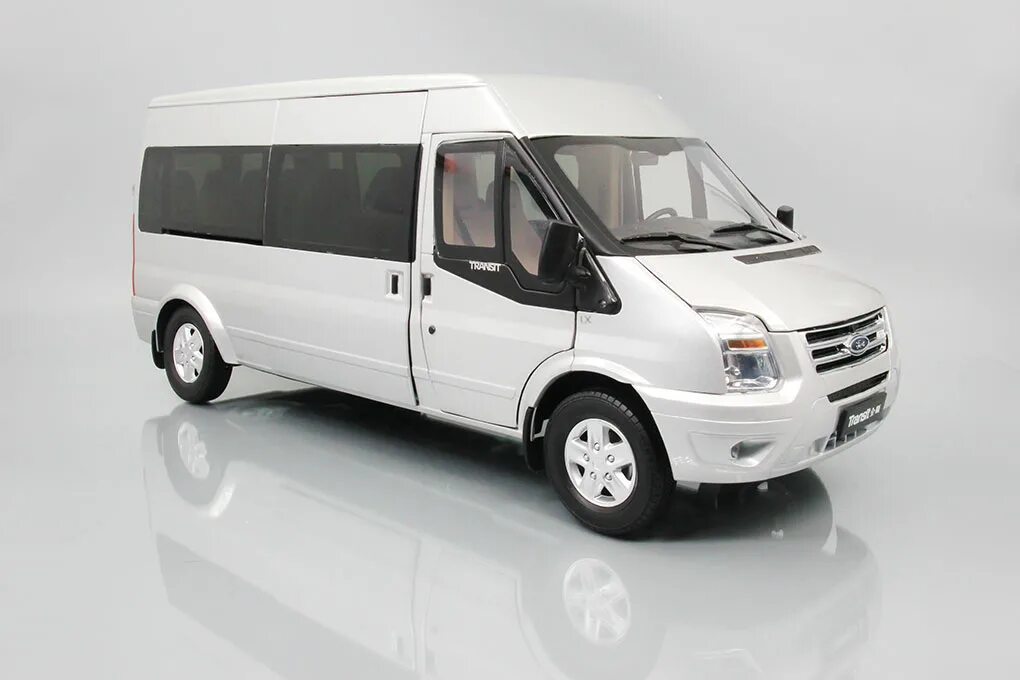 Моделька Ford Transit. Ford Transit микроавтобус масштабная модель. Моделька Форд Транзит микроавтобус. Ford Transit пассажирский модель 2023. Микроавтобусы купить в спб и лен