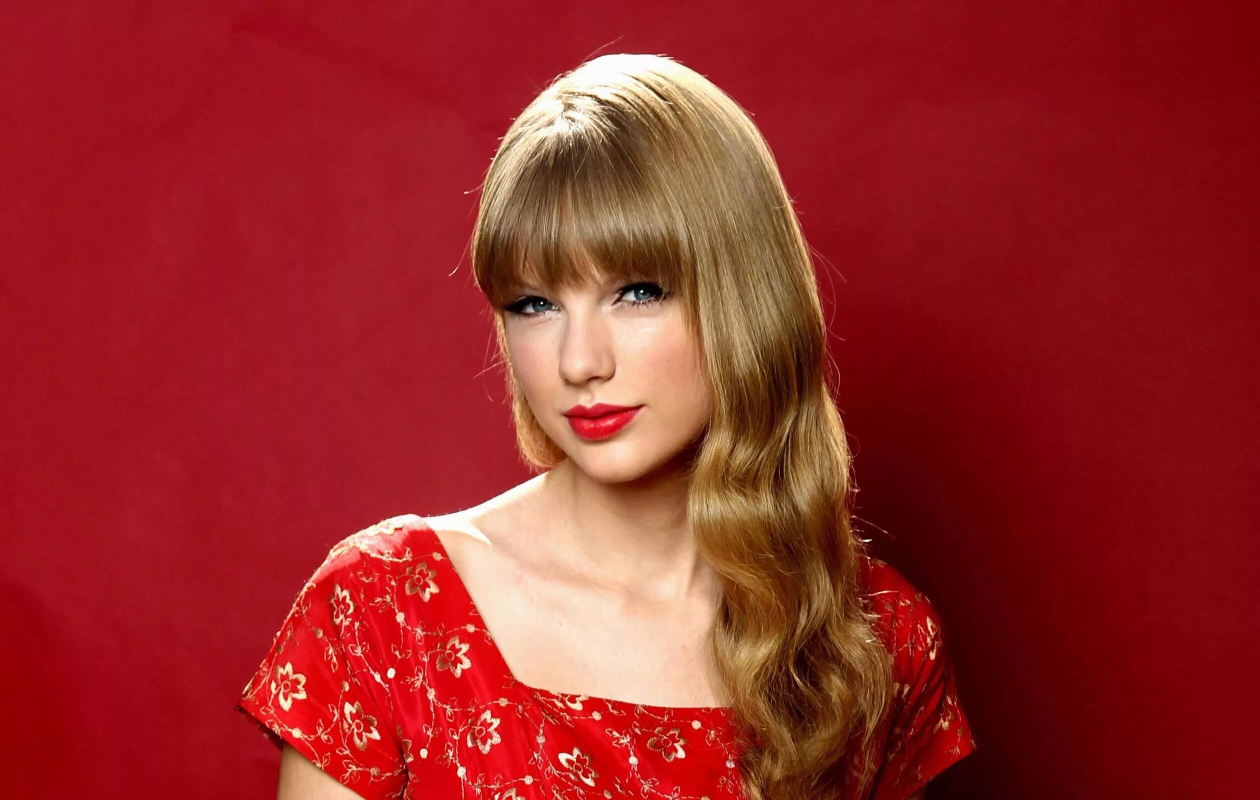 Тейлор swift. Тейлор свифт. taylor swift тейлор свифт. тейлор свифт фотосессии. тейлор свифт 2002.