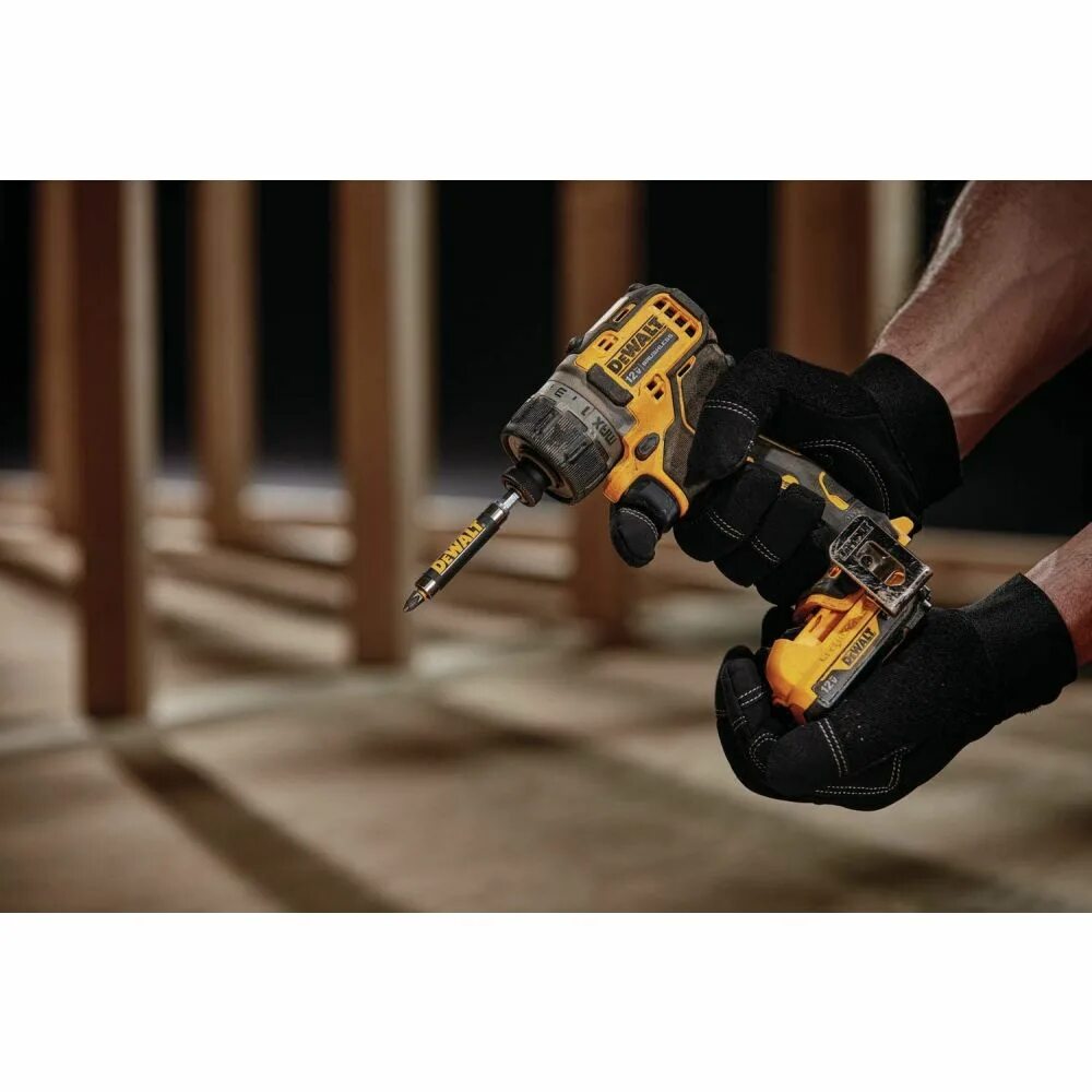 Dewalt dcf601d2 qw. Шуруповерт аккумуляторный dewalt dcf601d2-qw. шуруповерт dewalt dcf 601 d2. dewalt шуруповерт brushless. dewalt шуруповерт 12v max.