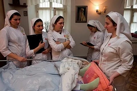 Сестры помощь женщинам