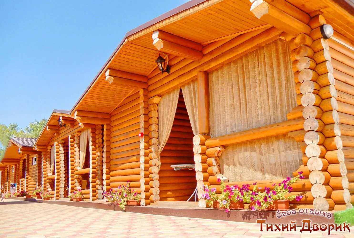 Тихий дворик джемете. Сайт тихий дворик. Тихий дворик, анапа, пионерский проспект. Сайт тихий дворик. База тихий дворик джемете.