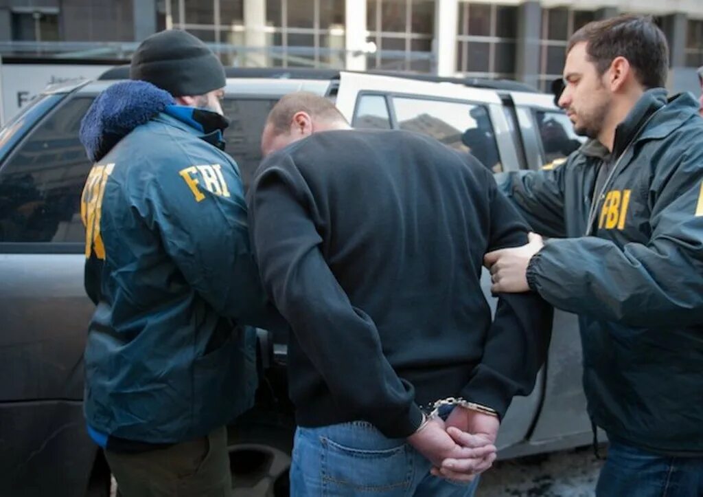 Фбр 1908. Нью йорк фбр. Фбр задержание. Мужчину арестовали фбр. Фбр сша.