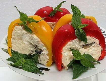 Фаршированные перцы творогом и зеленью