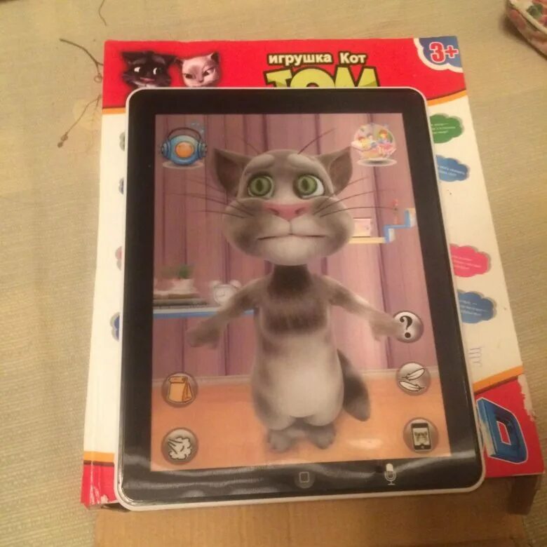 Планшет говорящий том. Планшет talking tom. говорящий том планшет игрушка. котик том планшет игрушка. кот с планшетом.