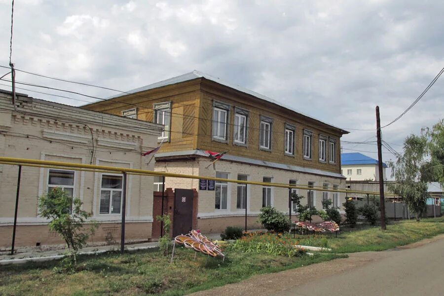 улицы мензелинска. улица тукая 58 мензелинск. мензелинске музей. улицы мензелинска. мензелинск изыскателей 3/3.