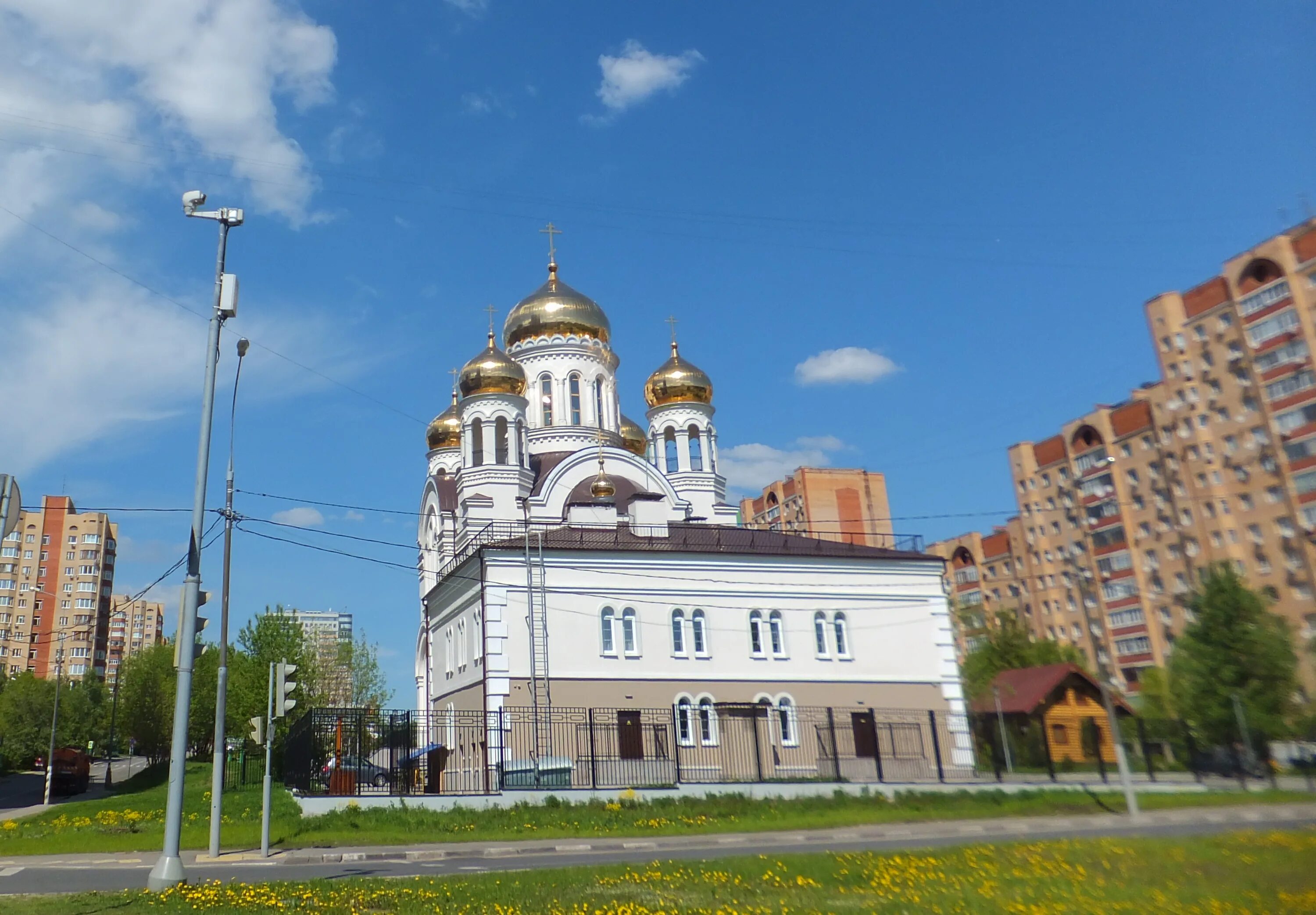 Покажи черемушки. Храм Красноярск Черемушки. Черемушки Рязань. Село Черемушки Московская область. Достопримечательности района Черемушки.