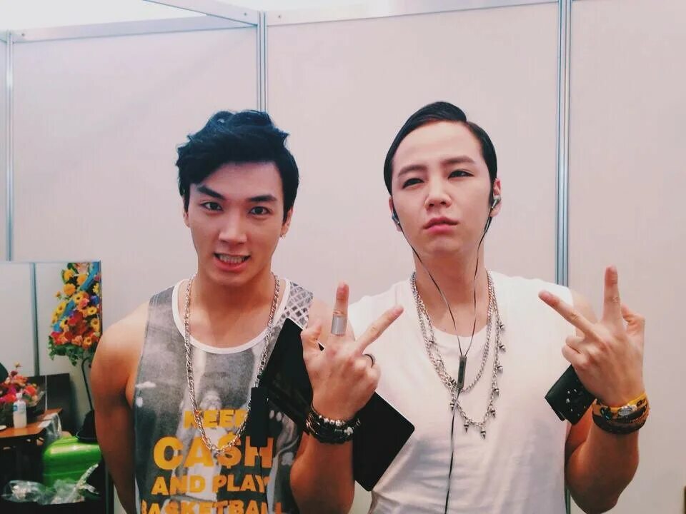 Team h. Team h