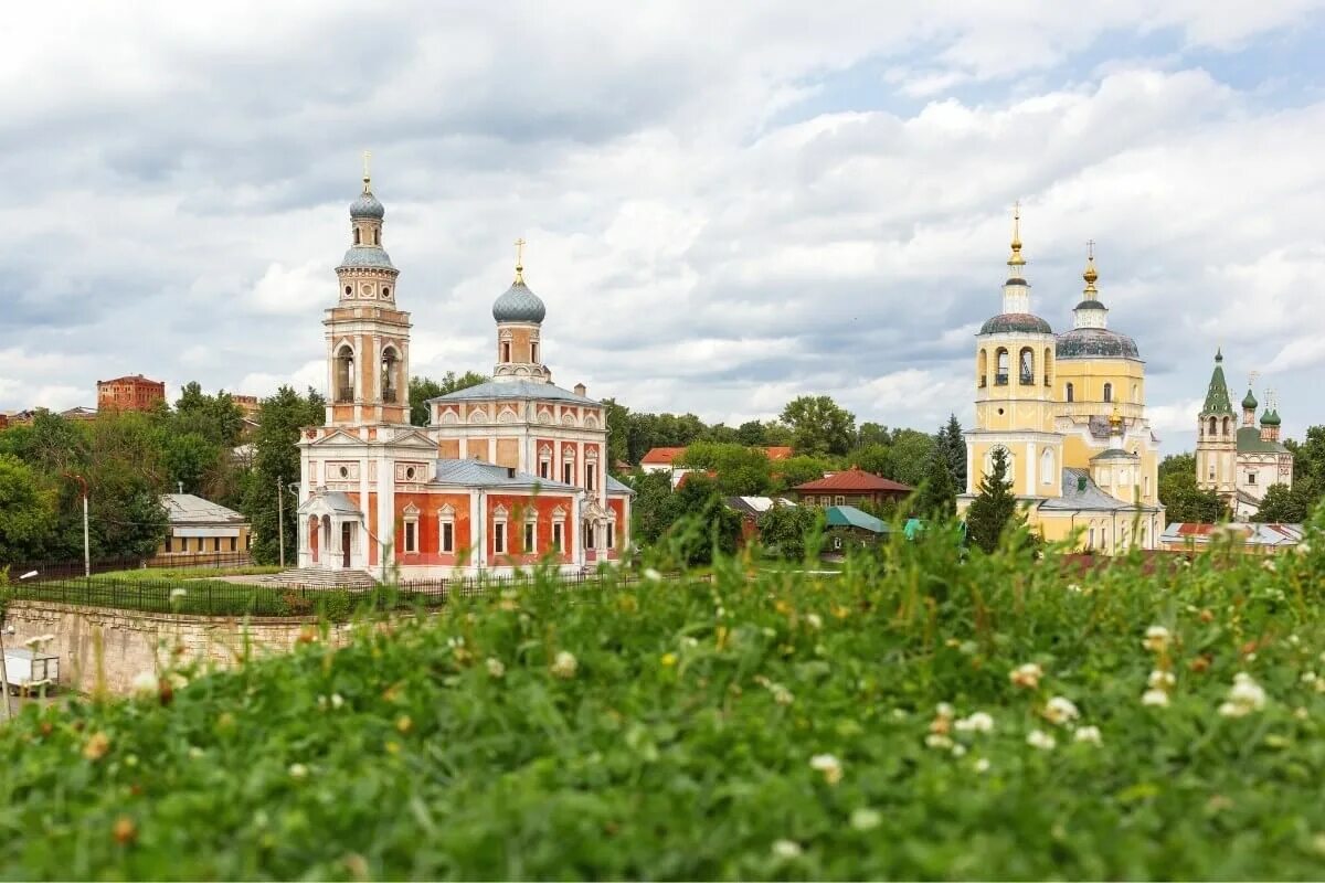 Серпухов панорама. Таруса Тула. Тарусская Тула. Серпухов Таруса Оптина.