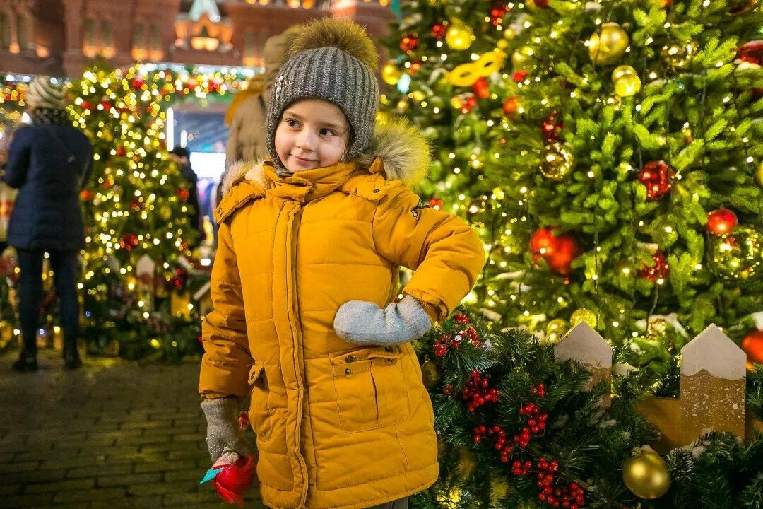 Песков елка. Песков елка. Песков елка. Афиша подушки. Сказки на подушке афиша.