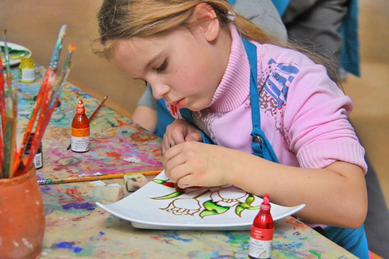 Креативная вышивка гладью. Акварельный клубок ниток. Рукоделие рисование. Рисование это рукоделие. Кружок рукоделия.