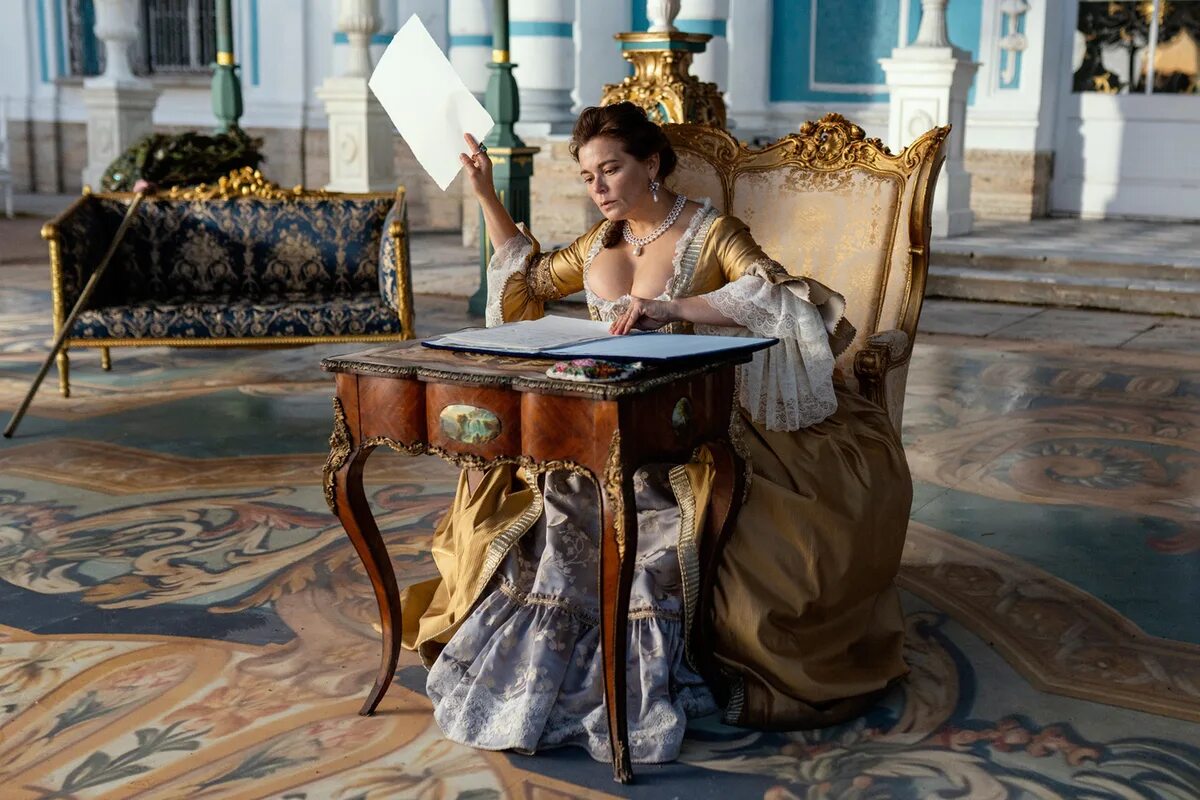 Пегова в роли екатерины. Пегова в роли екатерины. Пегова в роли екатерины. Хелен миррен в роли елизаветы. Платья императриц в эрмитаже екатерина 2.