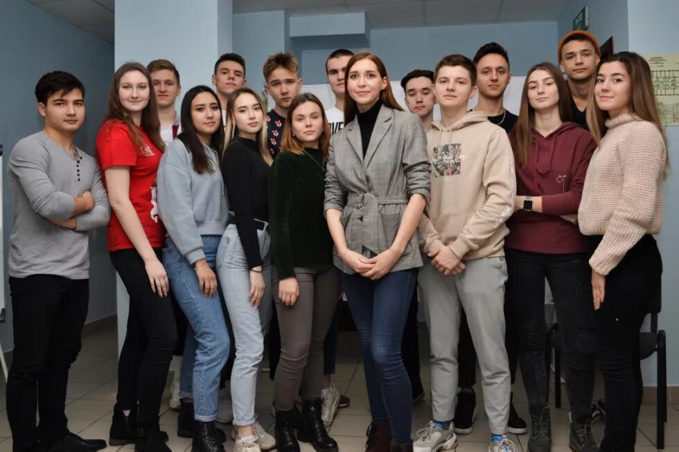 Student societies. Иногородние студенты. Актив студентов. ХАЛЯВА приди деревня Универсиады. UZPSS Uzbekistan physics student Society.