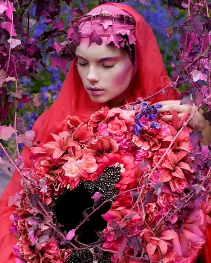 Необычно красивые девушки. Йована рикало (jovana rikalo). Необычно красивые девушки. Красивое дерево. Кирсти митчелл фотоработы.