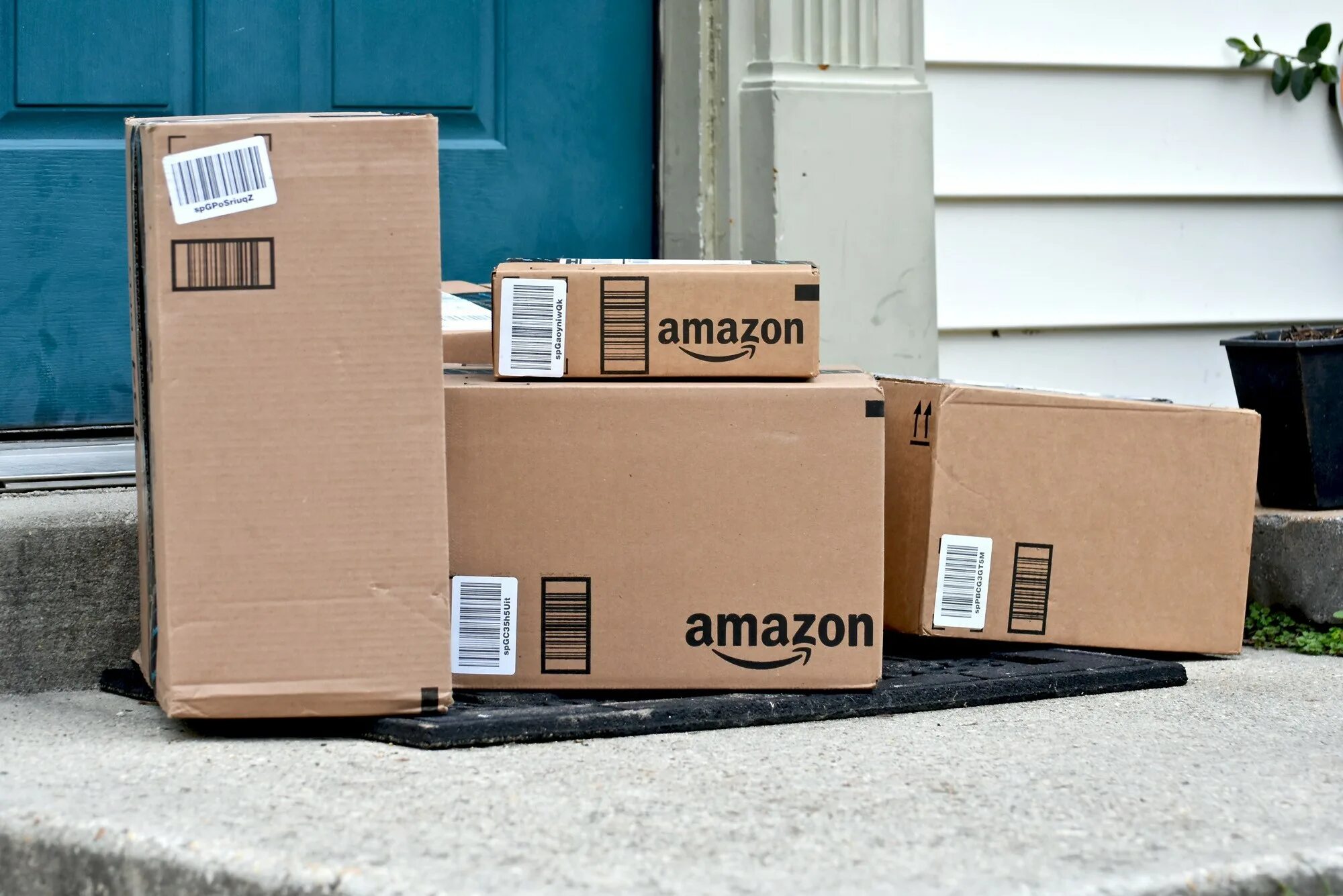 Коробки Амазон. Амазон посылка. Посылка Amazon Америка. Амазон упаковка товара.