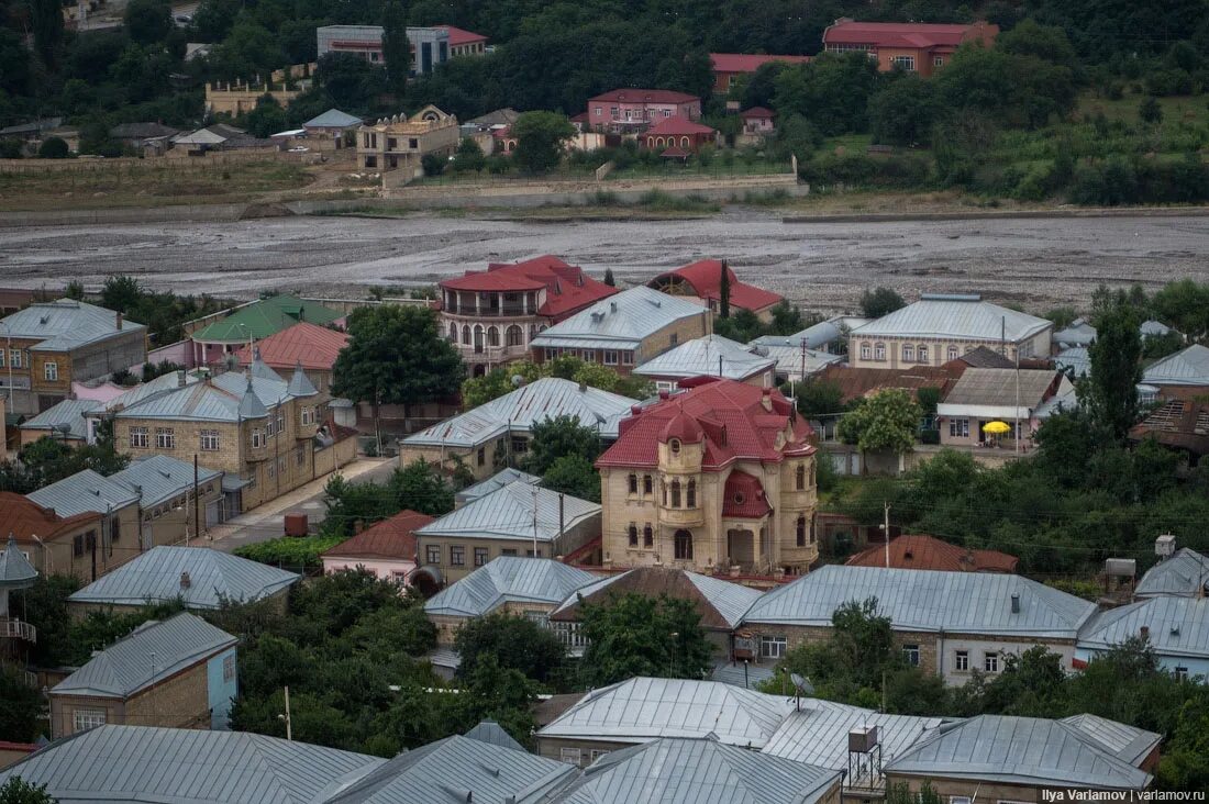 Куба азербайджан ,горы,красная слобода. Губа красная слобода. Красная слобода азербайджан. Особняк исмаилова. Красная слобода азербайджан горские.