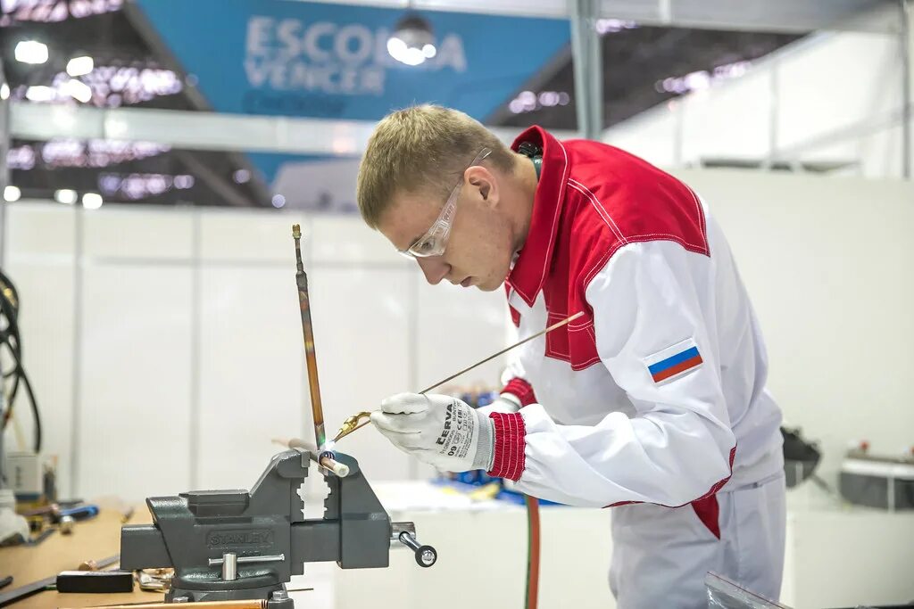 Национальный чемпионат россии. Промышленная механика и монтаж WORLDSKILLS. Чемпионат по профмастерству. Ворлдскиллс нацсборная 2019. Ворлдскилл 2019 Удмуртия.