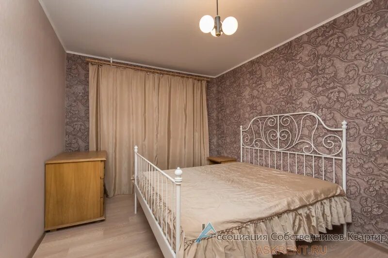 Авито казань 2 комнатная. Чуйкова 55 4-комнатная квартира. суточные квартиры в казани. каясуле суточные квартиру. квартира на день казань.