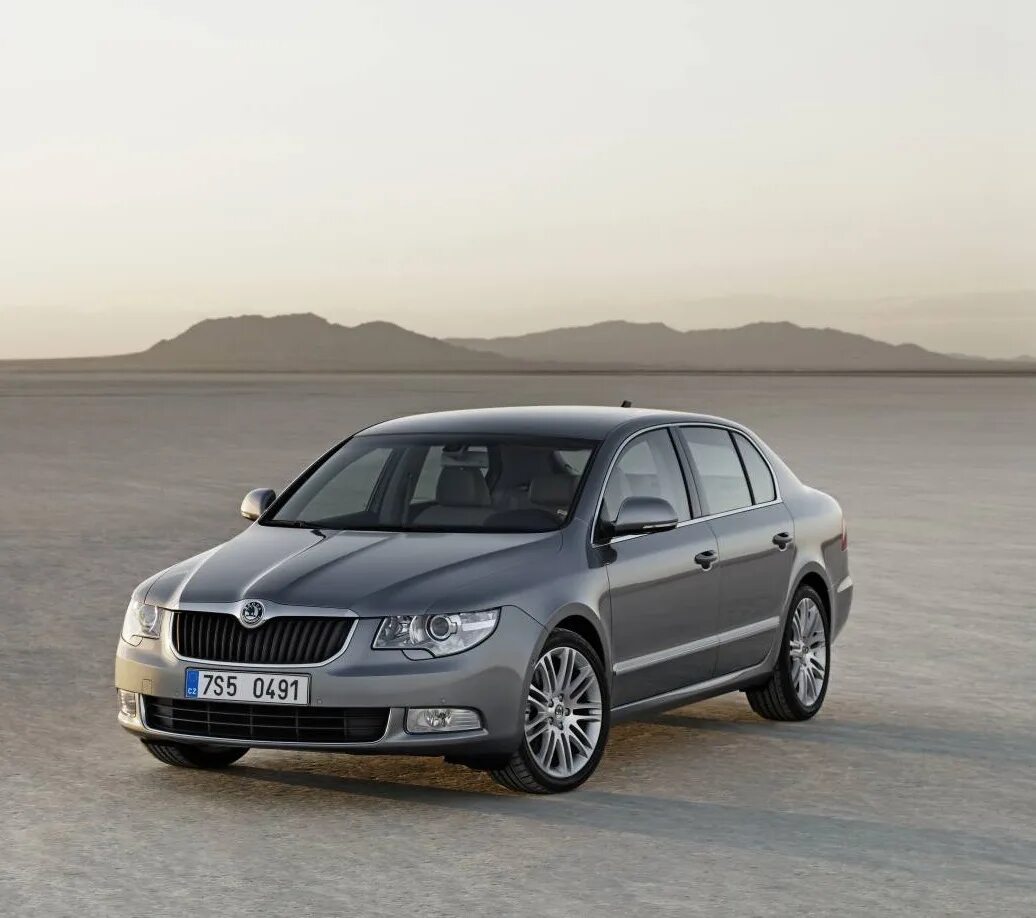 Шкода суперб б6 седан. Skoda b6. Skoda superb 2010 stance. Шкода суперб 2009. Шкода октавия суперб.