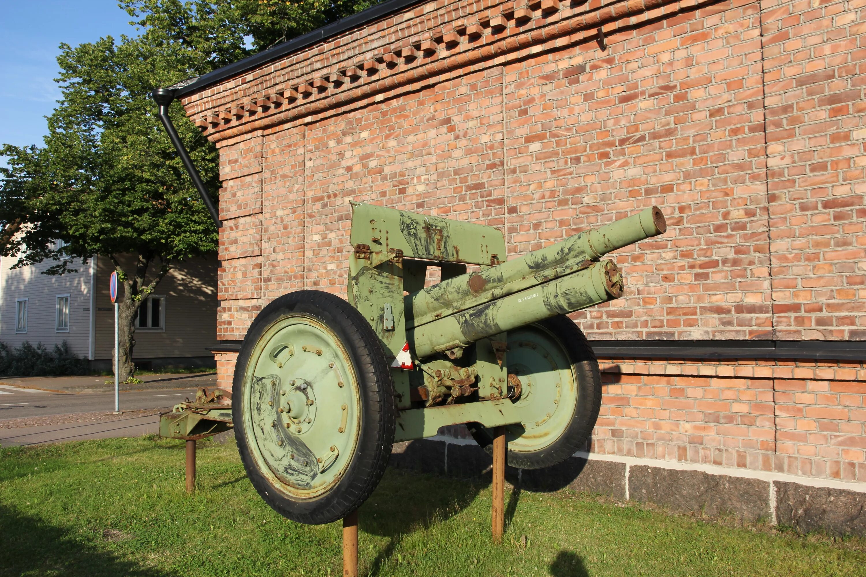 76-Мм пушка обр. 1902. 76-Мм дивизионная пушка обр. 1902/30. Пушка трехдюймовка 1902 года. 76 Мм пушка 1902/30.