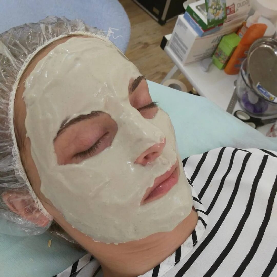 Химические пилинги для лица. Ультразвуковой пилинг в косметологии. Пилинг для лица. Пилинг краснодар. 404 оттенок тонального крема.