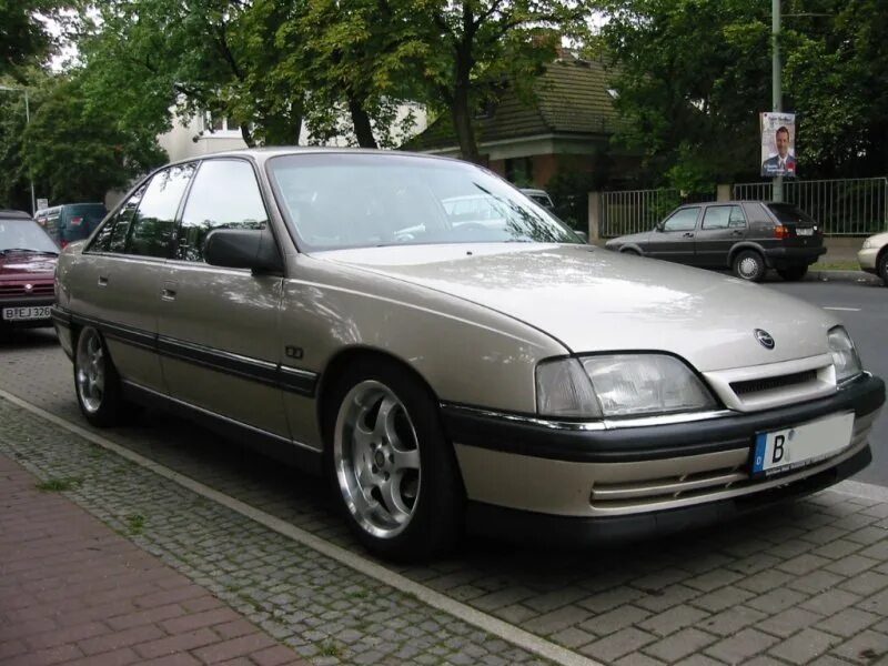 Опель омега купить в россии. Opel Omega. Опель Омега а 2.0. Опель Омега ирмшер 1990. Опель Омега 2005.