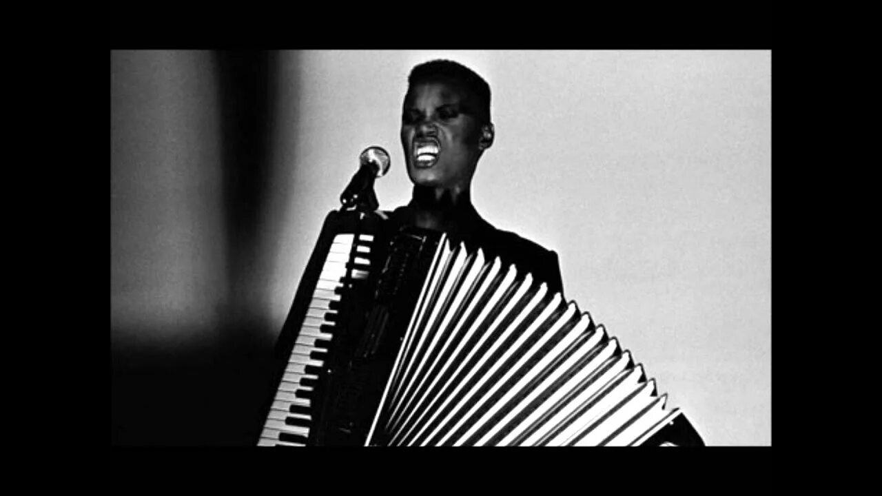 Грейс джонс i ve seen. Грейс джонс 2025. beverly grace jones. грейс джонс сейчас 2025. грейс джонс либертанго.