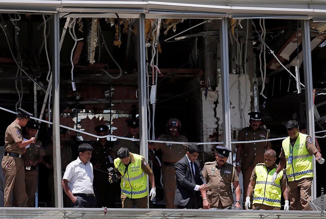 Общенациональная забастовка в шри-ланке. Паводок шри ланка. Церковь в шри ланке теракт. Что случилось в шри ланке. Госпереворот в шри ланка.