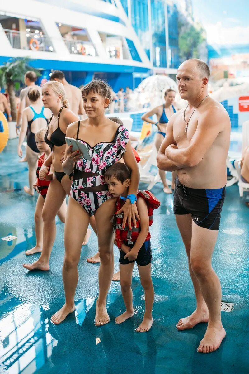 Пожар в лимпопо екатеринбург. Лимпопо аквапарк Ташкент. Лимпопо открытый бассейн. Аквапарк Лимпопо бассейн на крыше. Лягушатник в аквапарке Лимпопо.