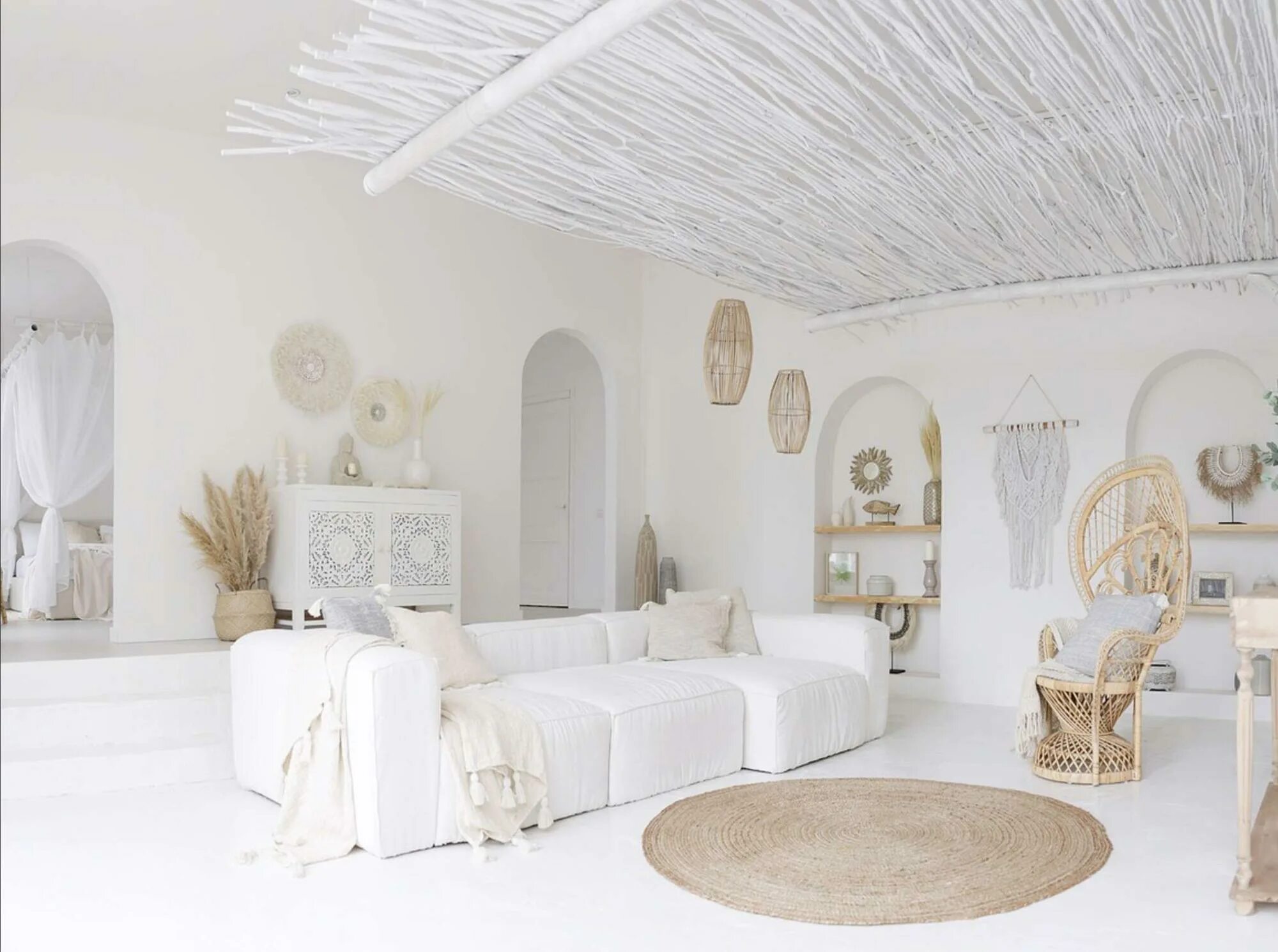 Фотостудия mimika. Зал шале фотостудия мимика. Студия мимика зал колонны. Мимика фотостудия спб зал колонны. Зал "убуд".