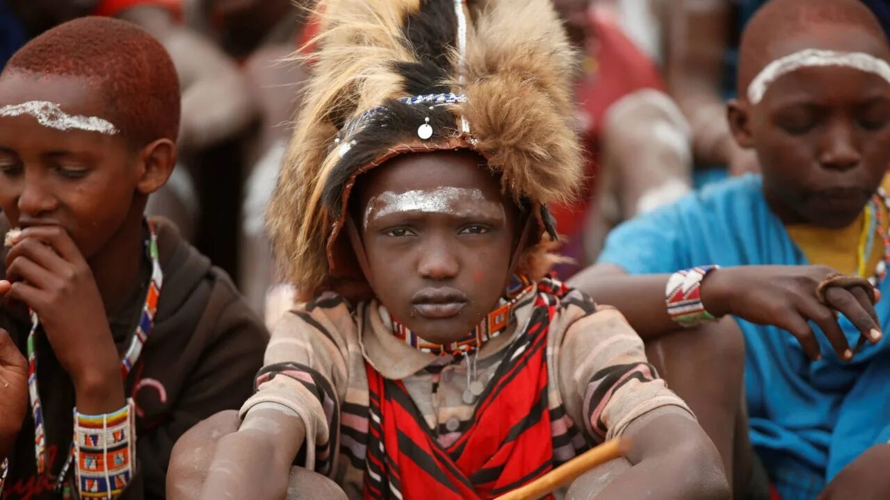 Инициация детей. Инициация детей. Инициация мальчиков в африке. Имянаречение язычество. Инициация детей.