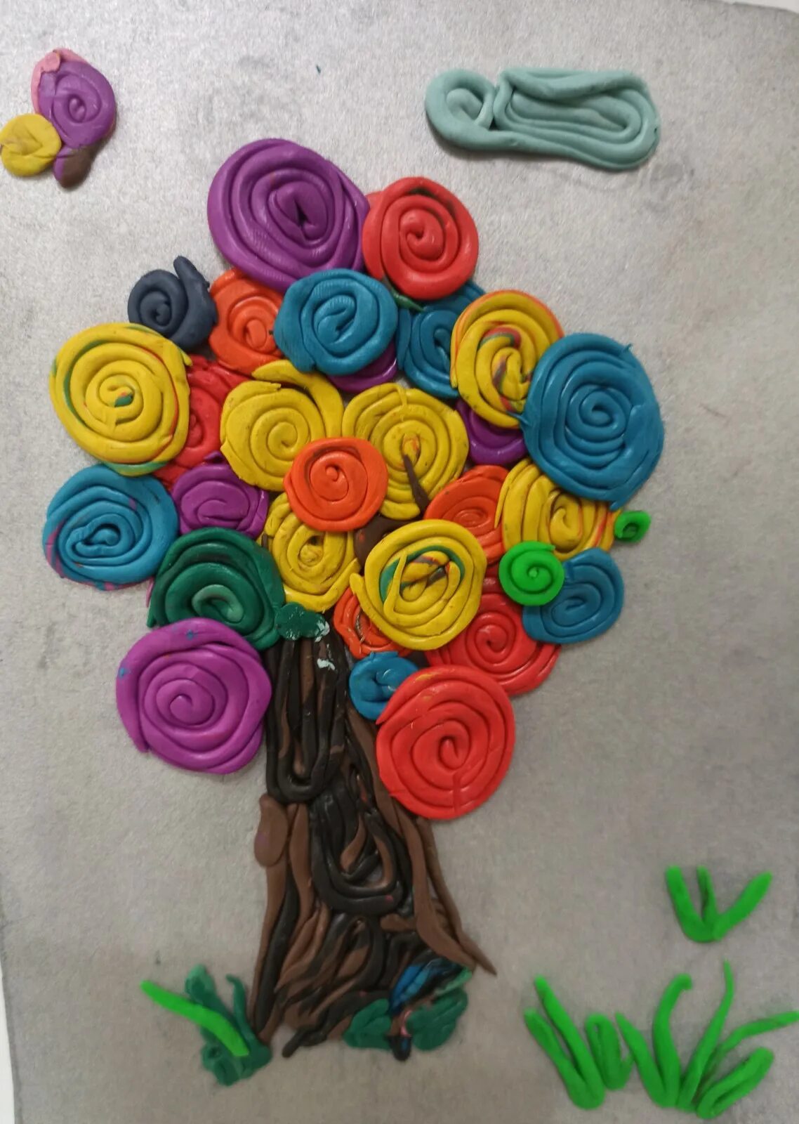 пластилином радужное дерево. сделать чудо дерево. чудо дерево своими руками. чудо дерево поделка в садик. чудо дерево поделка.