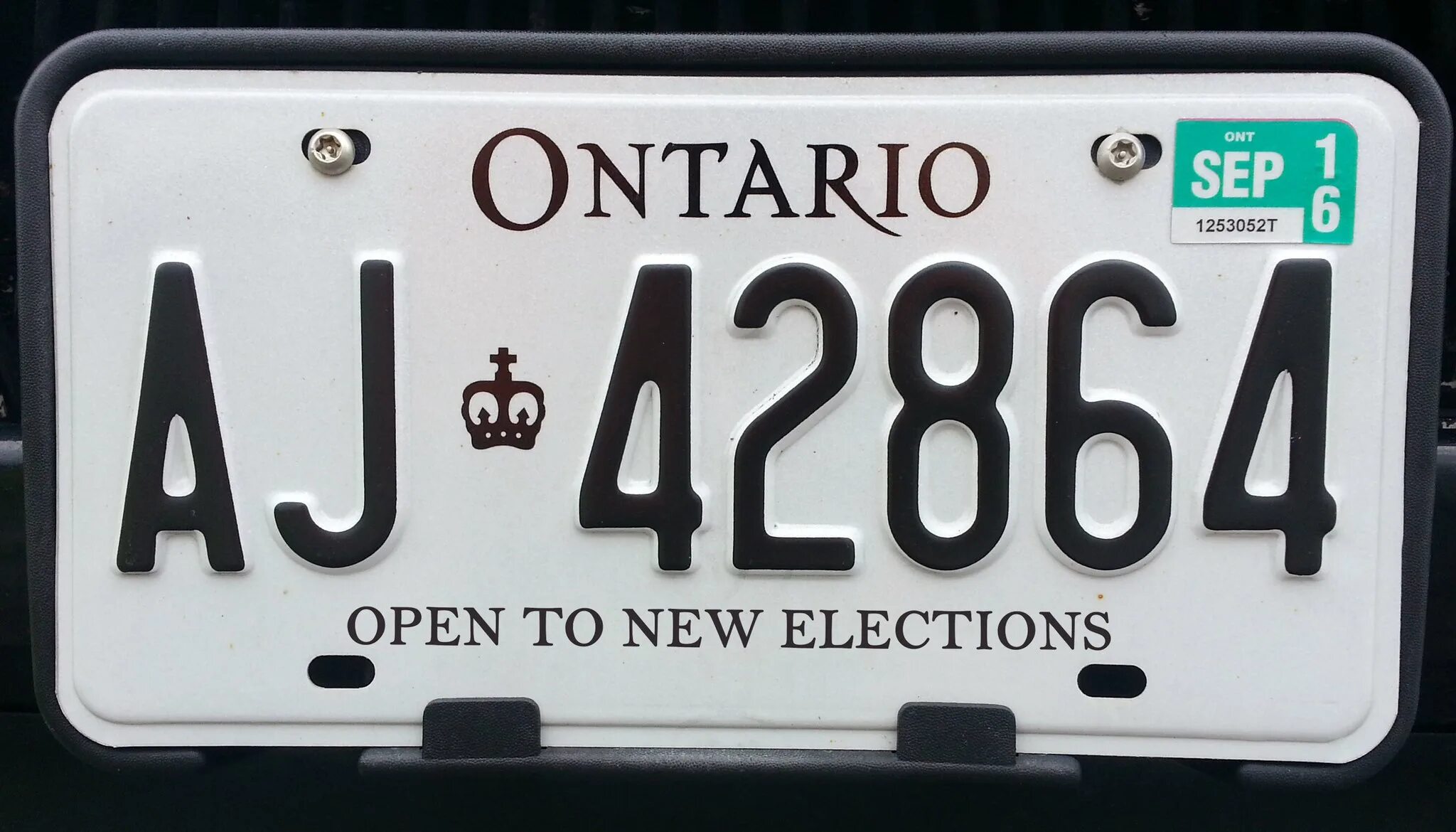Пример американского номера. Номерной знак автомобиля. Иностранные номерные знаки автомобильные. Номерные знаки Онтарио. Американские номера.