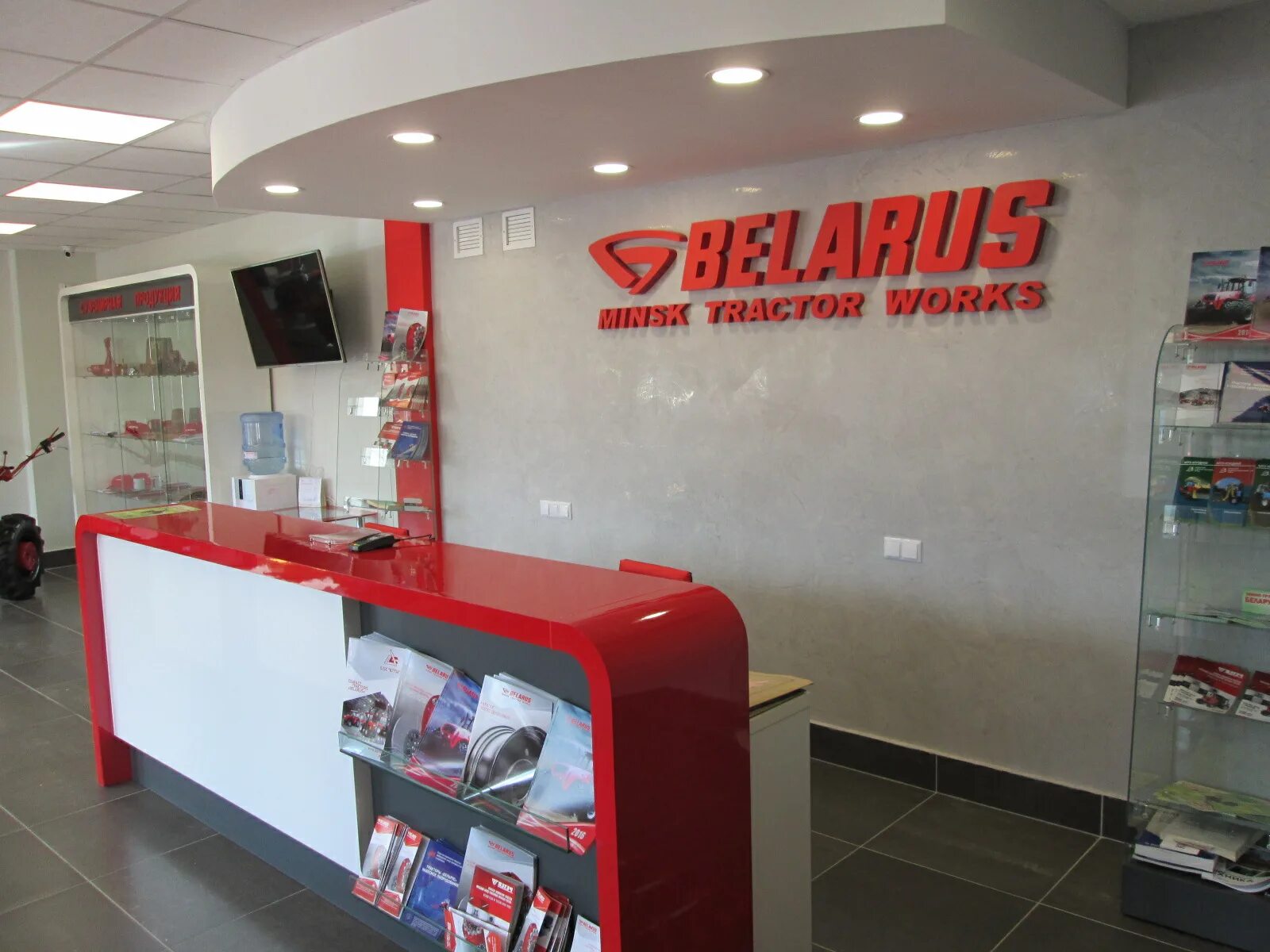 фирменные магазины витебские