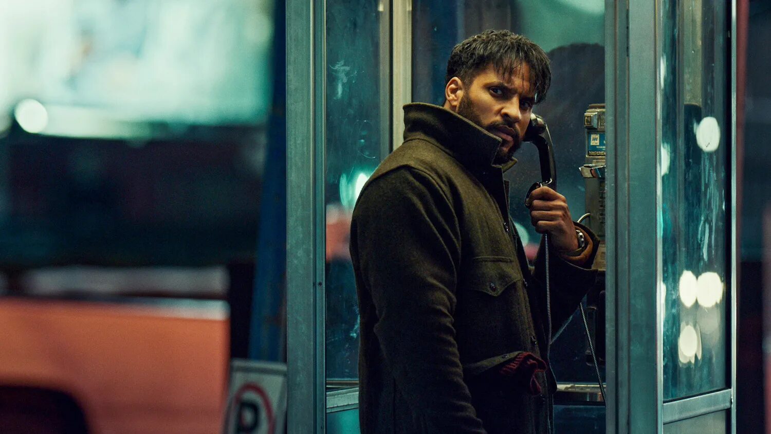 Рики уиттл американские боги 3 сезон. Американские боги тень мун. Американские боги собрание богов. Нил гейман американские боги сериал. Американские боги сериал 2017–2021.