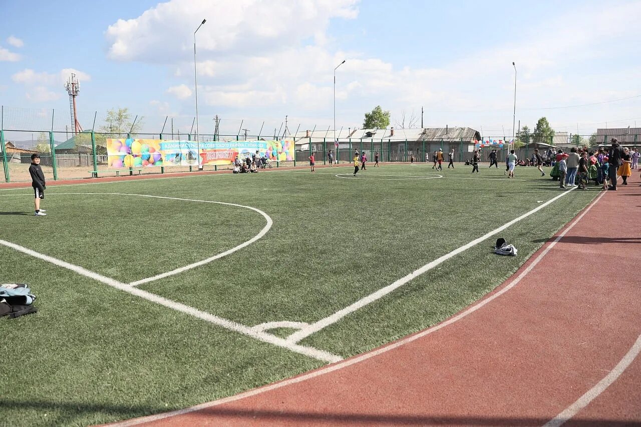 Разумное поле. Крытый футбольный манеж белгород. Природа поле. Прожектор для освещения футбольного поля 210000лм. Разумное поле.