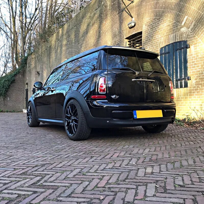 Mini cooper clubman 2011. Мини купер clubman 2011. Mini cooper clubman 2013. R55. Диски 255 55 r19.