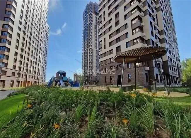 Клубничное поле 1 одинцово. Мо. Г. Жк семейный инград. Одинцово клубничное поле 7.