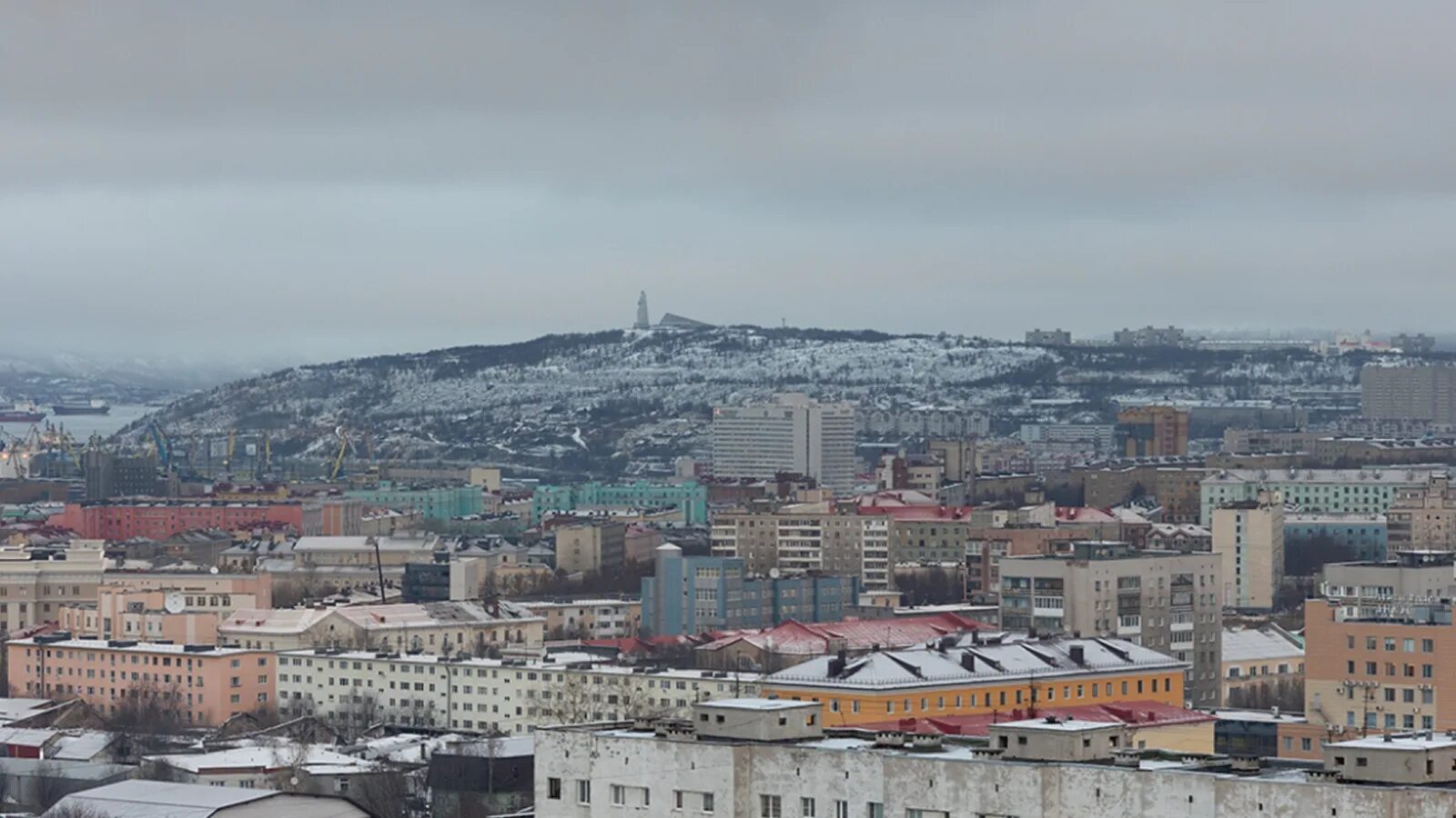 Фэмили фит на вертковской. Североморск тц. Мегафон 2006. Салон связи мегафон рядом. Йога в североморске.