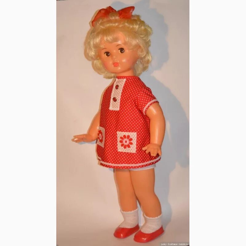 Куклы ссср дешевые. Авито куклы советские. Кукла ссср 1 метр. Кукла школьница ссср. Авито куклы советские.