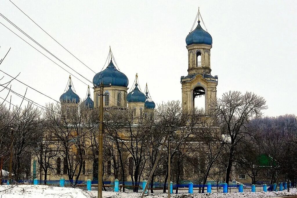 Погода на неделю калиновское ставропольский. Храм село Калиновское Ставропольского края. Храм Димитрия Солунского Калиновское. Село Калиновское Александровского района храм. Храм Дмитрия Солунского Калиновское Ставропольского края.