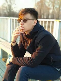 Саше 20 лет