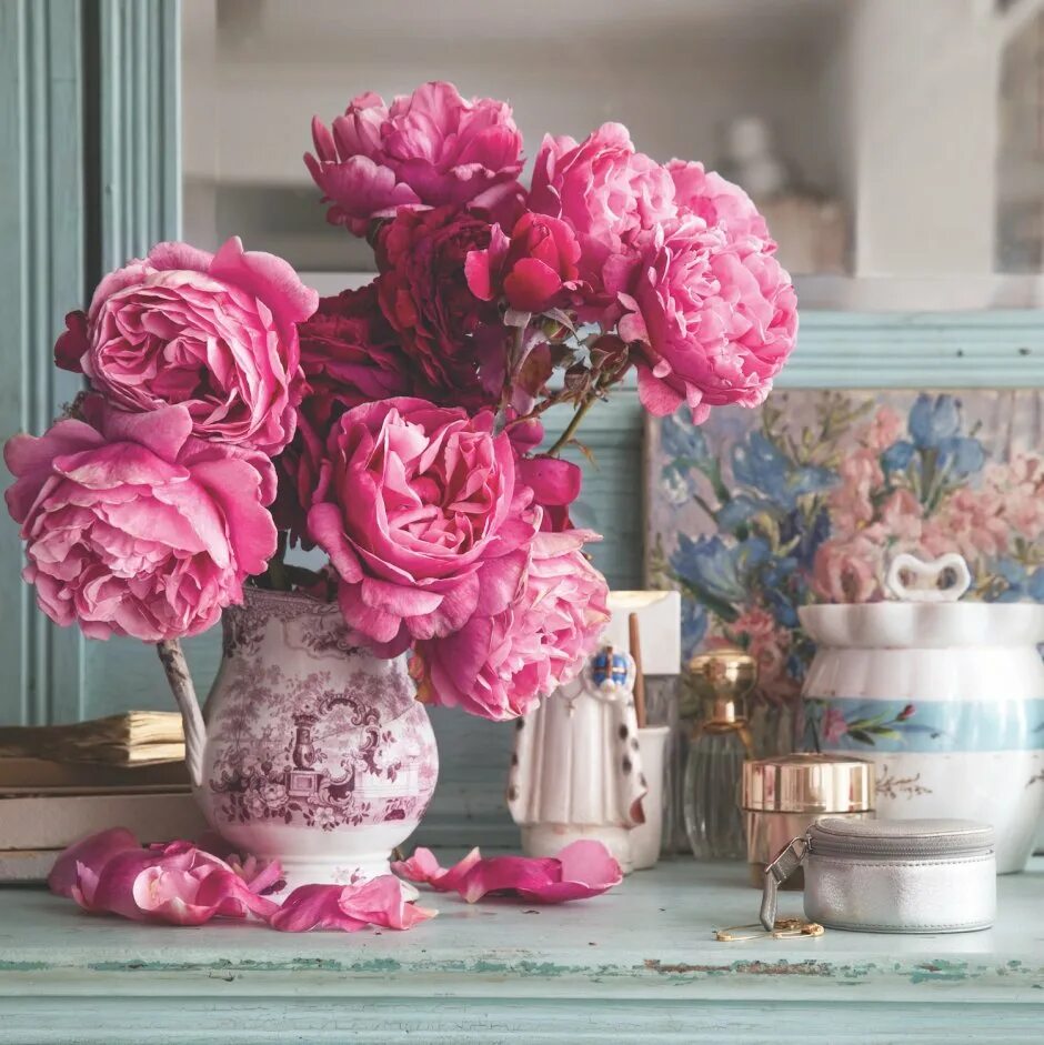 Шебби шик цветы прованс. Букет шебби шик. Shabby chic цветы. Shabby chic цветы. Ранункулюс прованс.