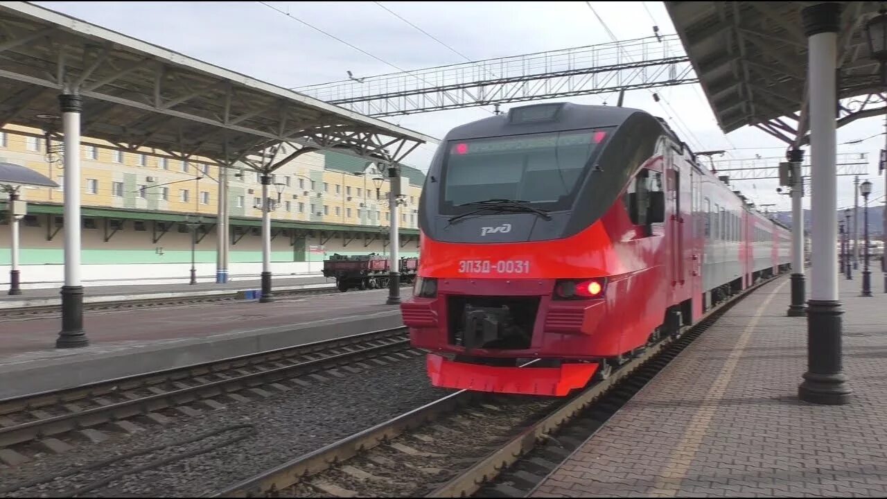Электропоезд дивногорск красноярск. Электропоезд красноярск дивногорск. электропоезд эп3д красноярск. электричка красноярск дивногорск. поезд красноярск дивногорск.