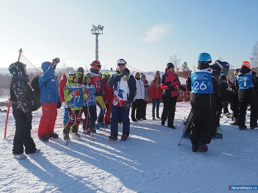 футбольный дартс. гигантские надувные футбольные мячи. надувной дартс "футбольный".