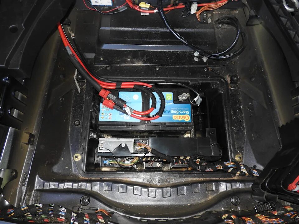 Трубка для отвода газов акб. Трубка акб. Трубка акб. Газоотводная трубка аккумулятора аком. Трубка вентиляции акб bmw.