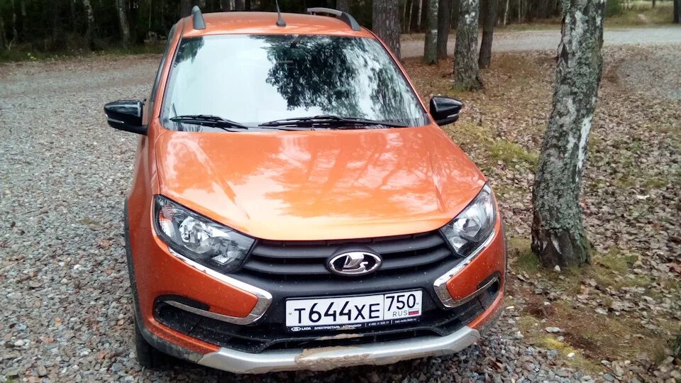 Lada Гранта Cross 1.6 бензиновый 2019 Aurum на DRIVE2