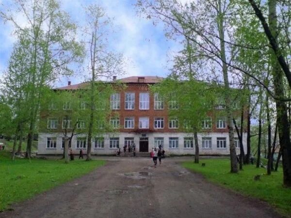 Школа александровская сош. Школы александровска. Сайт школы 1 александровск пермский край. Школы александровска. Школа александровский.